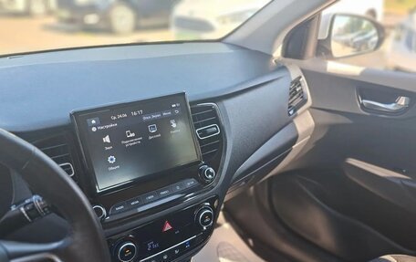 Hyundai Solaris II рестайлинг, 2021 год, 1 690 000 рублей, 27 фотография