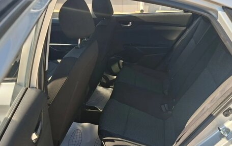 Hyundai Solaris II рестайлинг, 2021 год, 1 690 000 рублей, 32 фотография