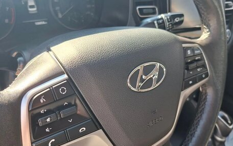Hyundai Solaris II рестайлинг, 2021 год, 1 690 000 рублей, 34 фотография