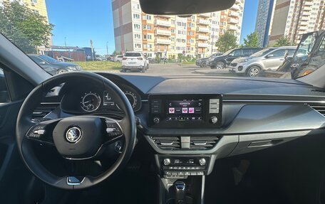 Skoda Rapid II, 2021 год, 1 650 000 рублей, 12 фотография