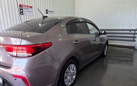 KIA Rio IV, 2018 год, 1 400 000 рублей, 8 фотография