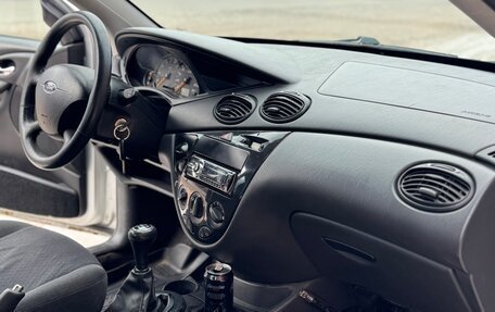 Ford Focus IV, 2004 год, 250 000 рублей, 16 фотография