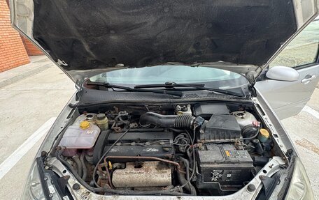 Ford Focus IV, 2004 год, 250 000 рублей, 22 фотография