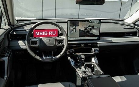 Toyota RAV4, 2026 год, 4 220 000 рублей, 6 фотография