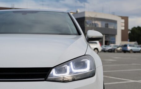 Volkswagen Golf VII, 2013 год, 801 010 рублей, 2 фотография