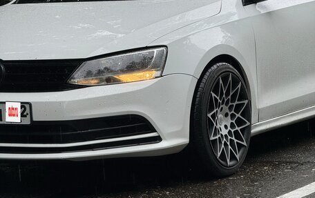 Volkswagen Jetta VI, 2016 год, 1 000 000 рублей, 10 фотография