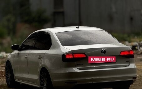 Volkswagen Jetta VI, 2016 год, 1 000 000 рублей, 9 фотография