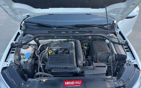 Volkswagen Jetta VI, 2016 год, 1 000 000 рублей, 26 фотография