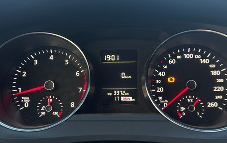 Volkswagen Jetta VI, 2016 год, 1 000 000 рублей, 38 фотография