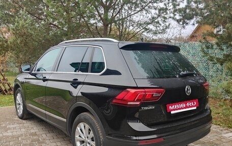Volkswagen Tiguan II, 2018 год, 2 350 000 рублей, 7 фотография