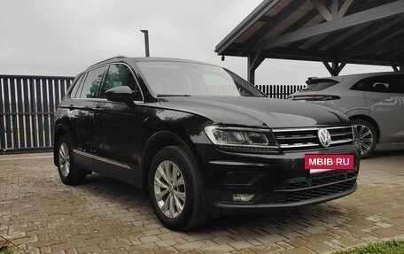 Volkswagen Tiguan II, 2018 год, 2 350 000 рублей, 6 фотография