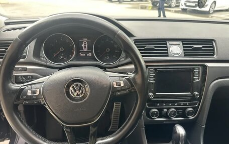 Volkswagen Passat B8 рестайлинг, 2017 год, 1 750 000 рублей, 9 фотография