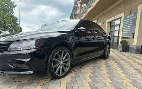 Volkswagen Passat B8 рестайлинг, 2017 год, 1 750 000 рублей, 3 фотография