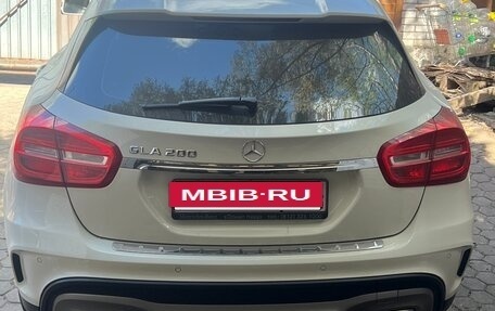 Mercedes-Benz GLA, 2015 год, 2 200 000 рублей, 14 фотография