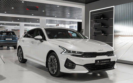 KIA K5, 2022 год, 3 050 000 рублей, 2 фотография