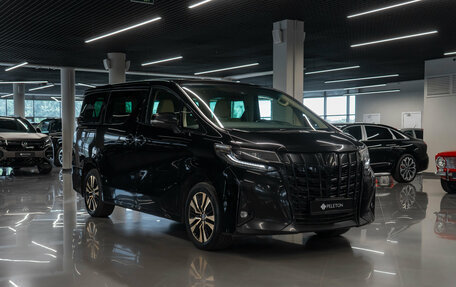 Toyota Alphard III, 2021 год, 6 650 000 рублей, 2 фотография