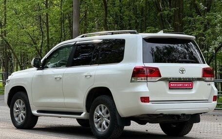 Toyota Land Cruiser 200, 2018 год, 5 700 000 рублей, 1 фотография