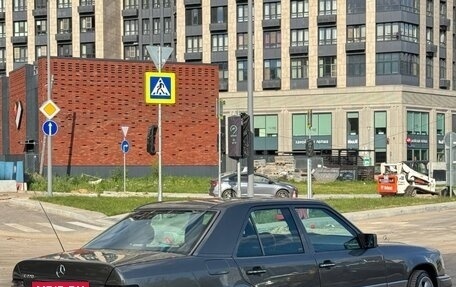 Mercedes-Benz E-Класс, 1993 год, 1 290 000 рублей, 2 фотография