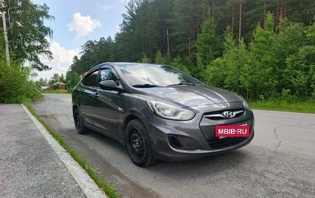 Hyundai Solaris II рестайлинг, 2014 год, 400 000 рублей, 3 фотография