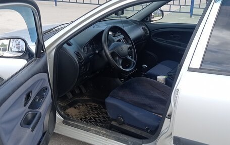 Mitsubishi Carisma I, 2002 год, 320 000 рублей, 6 фотография