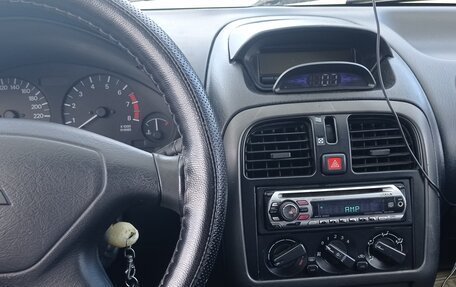 Mitsubishi Carisma I, 2002 год, 320 000 рублей, 8 фотография
