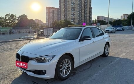 BMW 3 серия, 2014 год, 2 000 000 рублей, 3 фотография