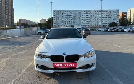BMW 3 серия, 2014 год, 2 000 000 рублей, 2 фотография
