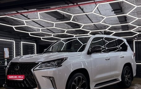 Lexus LX III, 2017 год, 11 500 000 рублей, 3 фотография