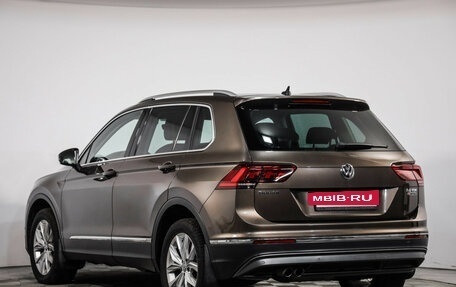 Volkswagen Tiguan II, 2018 год, 2 469 000 рублей, 8 фотография