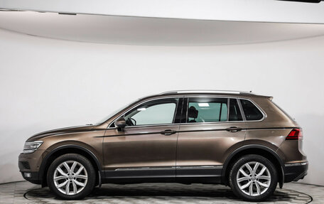Volkswagen Tiguan II, 2018 год, 2 469 000 рублей, 9 фотография