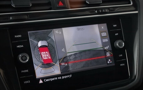 Volkswagen Tiguan II, 2018 год, 2 469 000 рублей, 15 фотография