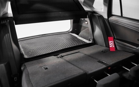 Volkswagen Tiguan II, 2018 год, 2 469 000 рублей, 28 фотография
