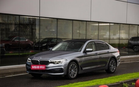 BMW 5 серия, 2019 год, 3 399 000 рублей, 4 фотография