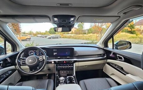 KIA Carnival, 2021 год, 4 700 000 рублей, 6 фотография