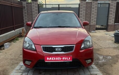 KIA Rio II, 2009 год, 750 000 рублей, 1 фотография