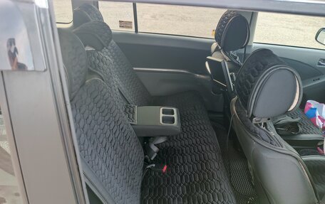 Toyota ISis I, 2010 год, 1 550 000 рублей, 3 фотография