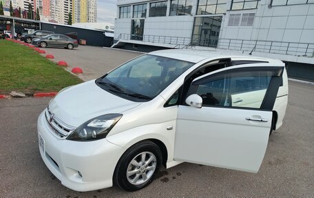 Toyota ISis I, 2010 год, 1 550 000 рублей, 7 фотография