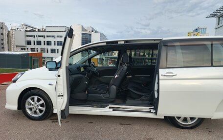Toyota ISis I, 2010 год, 1 550 000 рублей, 8 фотография