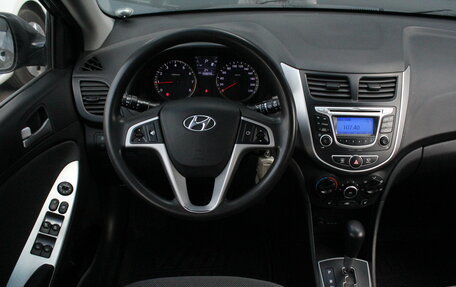 Hyundai Solaris II рестайлинг, 2013 год, 860 000 рублей, 11 фотография