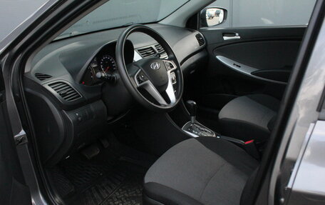Hyundai Solaris II рестайлинг, 2013 год, 860 000 рублей, 8 фотография
