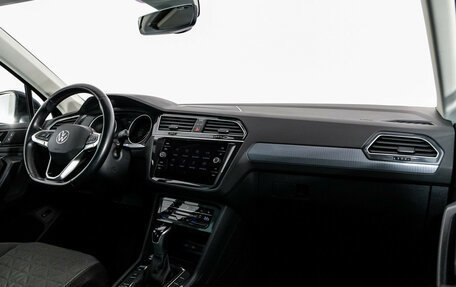Volkswagen Tiguan II, 2020 год, 2 899 000 рублей, 10 фотография