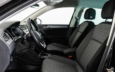 Volkswagen Tiguan II, 2020 год, 2 899 000 рублей, 21 фотография