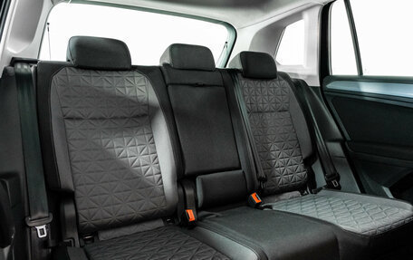 Volkswagen Tiguan II, 2020 год, 2 899 000 рублей, 24 фотография