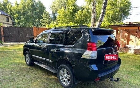 Toyota Land Cruiser Prado 150 рестайлинг 2, 2010 год, 5 000 000 рублей, 4 фотография