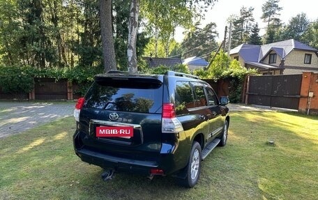 Toyota Land Cruiser Prado 150 рестайлинг 2, 2010 год, 5 000 000 рублей, 6 фотография