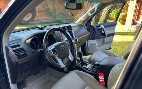 Toyota Land Cruiser Prado 150 рестайлинг 2, 2010 год, 5 000 000 рублей, 9 фотография