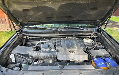 Toyota Land Cruiser Prado 150 рестайлинг 2, 2010 год, 5 000 000 рублей, 13 фотография