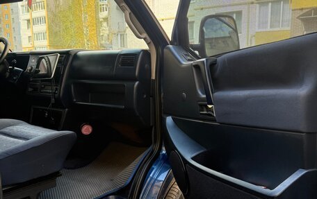 Volkswagen Caravelle T4, 2000 год, 1 460 000 рублей, 9 фотография