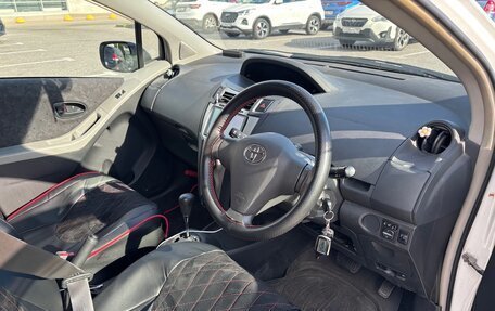 Toyota Vitz, 2010 год, 820 000 рублей, 8 фотография
