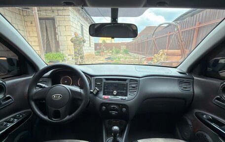 KIA Rio II, 2009 год, 750 000 рублей, 17 фотография